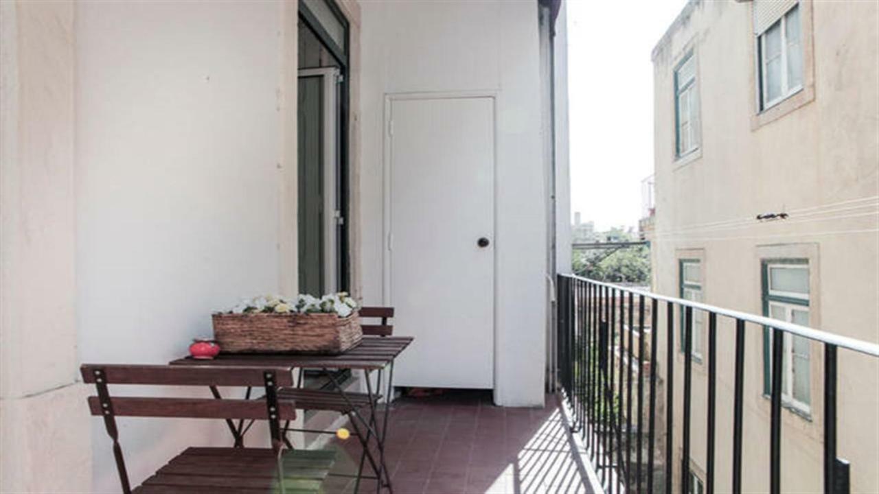 Spacious Tailor Made Bairro Alto Lisbon Exterior photo